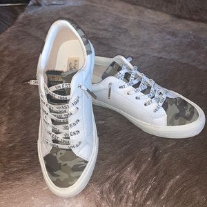 EUC Vintage Havana shoes